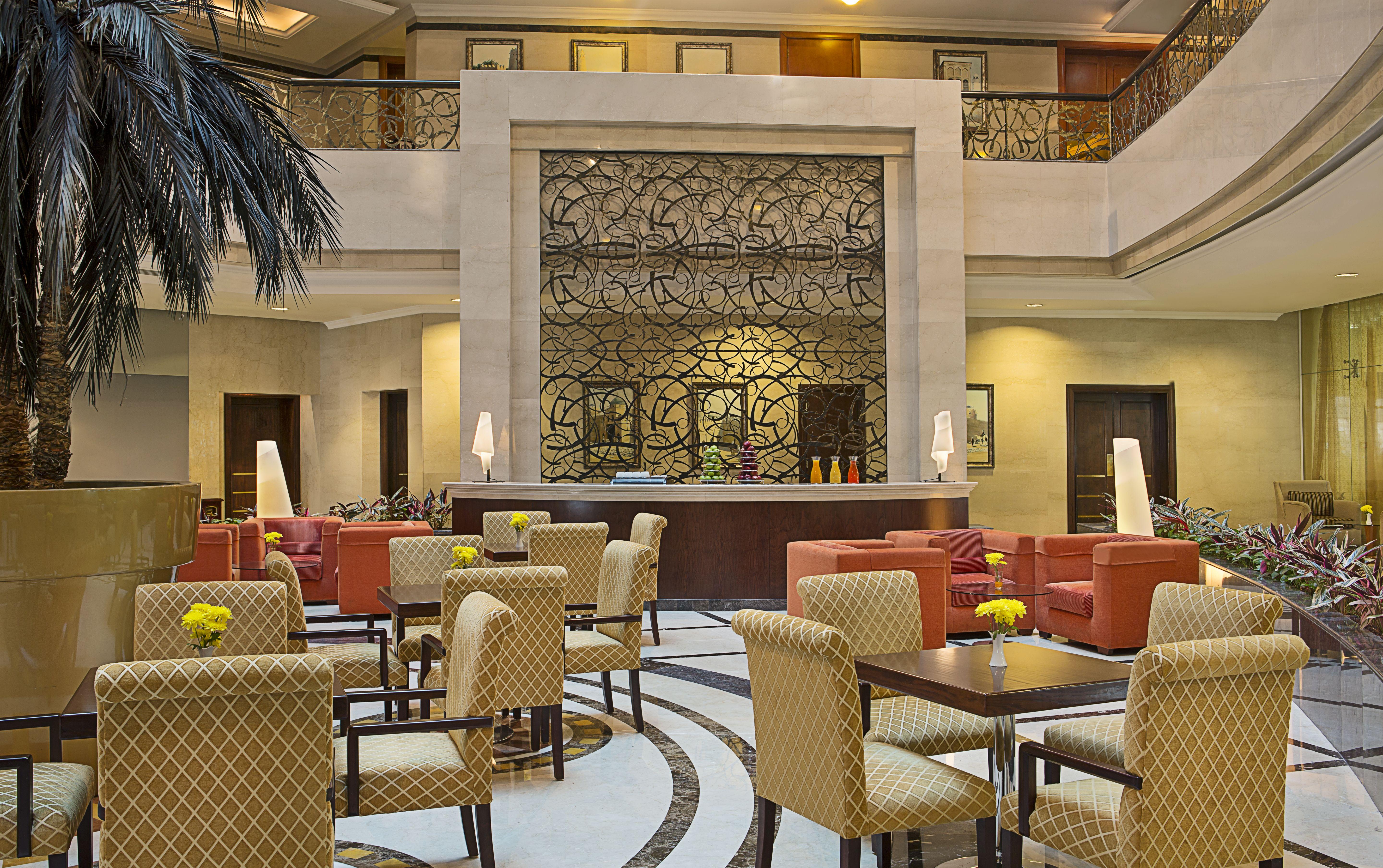 City Seasons Hotel Dubai Exterior photo